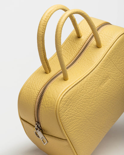 CARTERA DE MANO THE CLUB EN CUERO GRANEADO